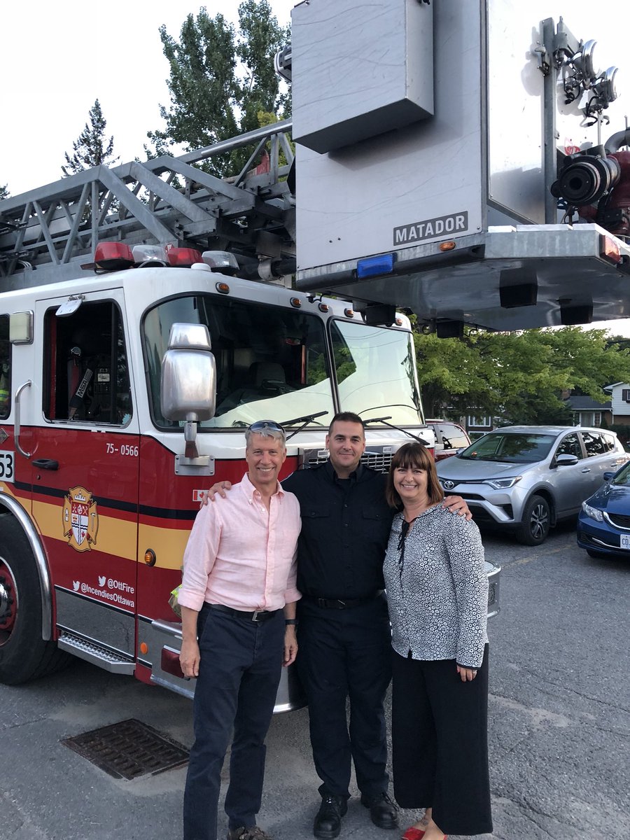 mflalonde's tweet image. C’est la 4e edition de la soirée cinéma parc organisée par l’Association communautaire de Queenswood Heights. Apportez vos couvertures et vos chaises pour voir le film «Sherlock Gnomes » avec votre famille et vos amis!