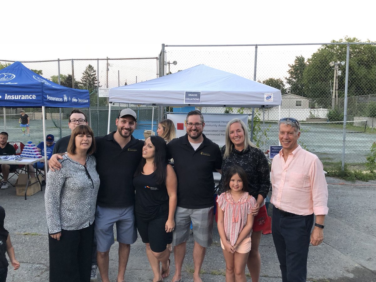 mflalonde's tweet image. C’est la 4e edition de la soirée cinéma parc organisée par l’Association communautaire de Queenswood Heights. Apportez vos couvertures et vos chaises pour voir le film «Sherlock Gnomes » avec votre famille et vos amis!