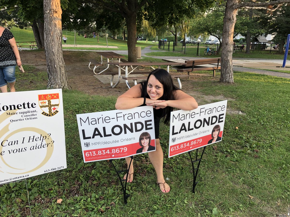 mflalonde's tweet image. C’est la 4e edition de la soirée cinéma parc organisée par l’Association communautaire de Queenswood Heights. Apportez vos couvertures et vos chaises pour voir le film «Sherlock Gnomes » avec votre famille et vos amis!