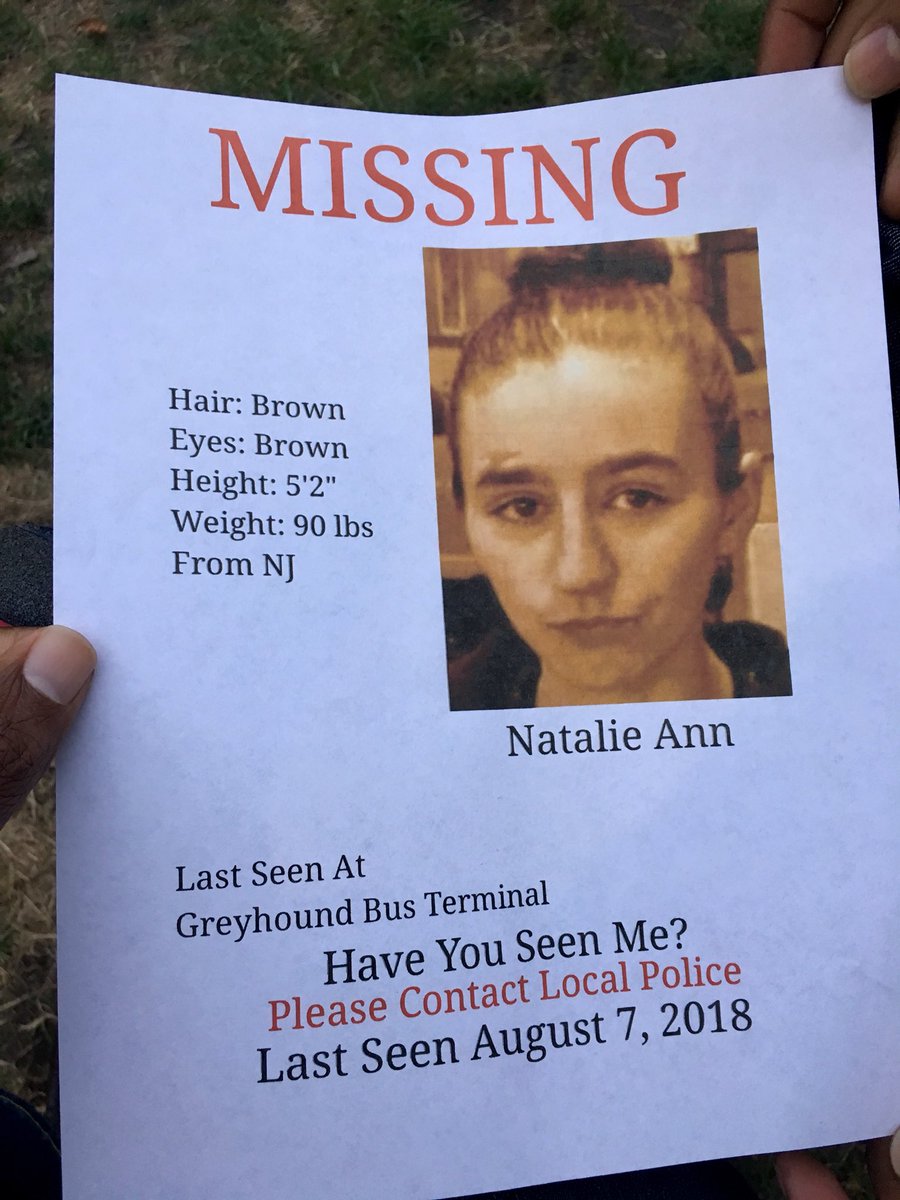 Hey Chicago. A grandmother just gave me a flyer. She’s looking for a #missingperson, her granddaughter, last seen at the Greyhound station. @southloopliving @PDNAChicago @Gr8SouthLoop