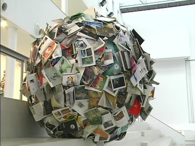 vialudicalibros's tweet image. #LibroLibre
#LeerEsDialogar
#LeerEsAprenderAEscuchar

«De todos los instrumentos del hombre, el más asombroso es, sin duda, el libro. […] el libro es una extensión de la memoria y la imaginación» #JorgeLuisBorges