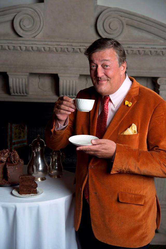 HAPPY BIRTHDAY STEPHEN FRY - 24. August 1957.  Hampstead, London, England, UK with Ian Stanley. 