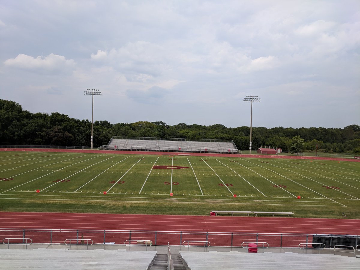 RHS_SID's tweet photo. My office tonight for Franklin at @RHS_WarriorsFB π at 7:00pm at #tomahawkstadium #ArrowsUp @RHS_sports @cecil_joyce @WGNSSports https://t.co/lJu4id7r7y