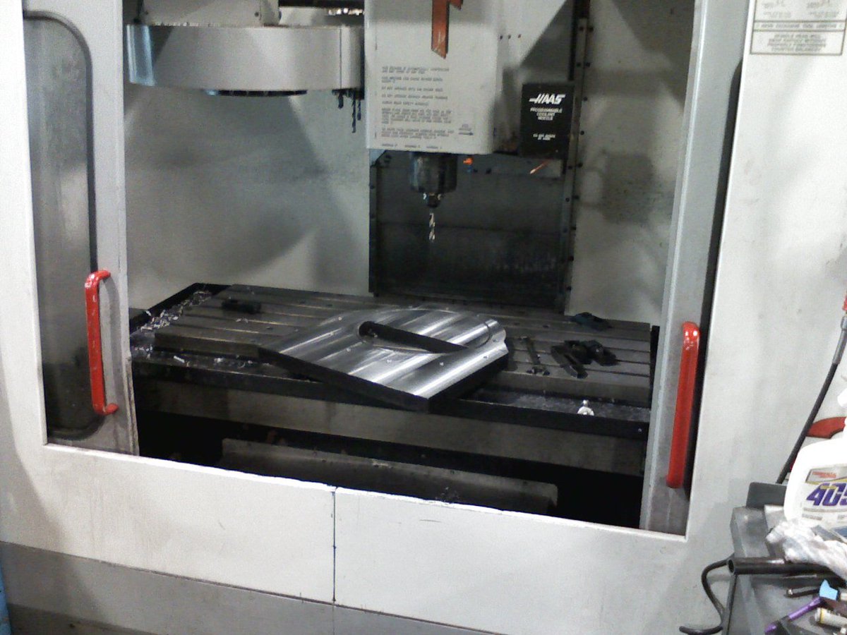 Lovegreen_Svcs's tweet image. Need a replacement part expertly machined to precision tolerances? Give @Lovegreen_Svcs a call, our skilled #Machinists are always up for a good challenge! #maching #MetalFabrication #MachineShop #FabricationShop