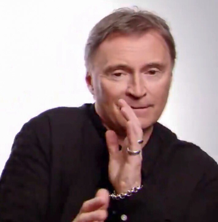 truegoldilocks1's tweet photo. #robertcarlyle in Channel4 ad https://t.co/TiD7crOAJg