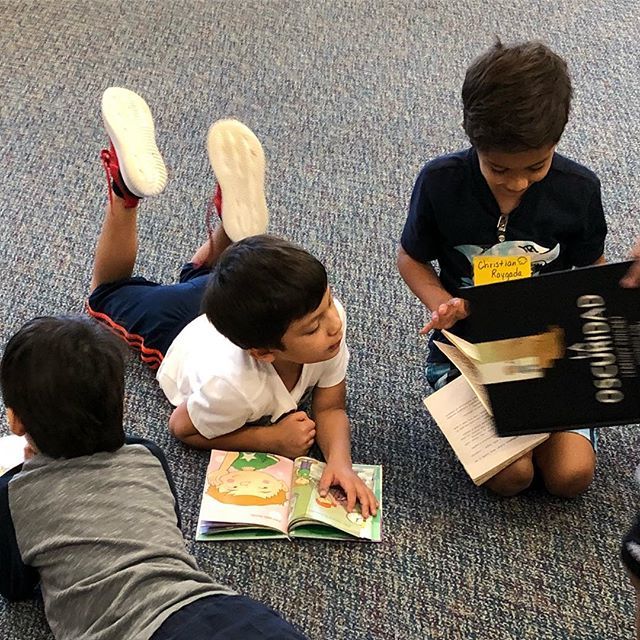 wwlibrarian's tweet photo. Gotta love first grade readers!  #dentonisddelivers #wilsonmustangsread https://t.co/120DlbnypQ https://t.co/NmkUINtksW