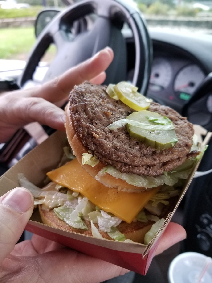 Christopher Ravnos tweet media