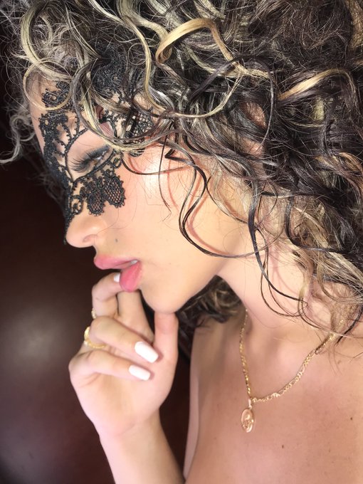 🔥🔥🔥 Online Now! @CamSodaLive  https://t.co/ZrS1W97WB4 https://t.co/Z9VqYFTVkC<a class="tags" href="/tag/camsodalive">@camsodalive</a><a href="/tag/modelowebcam"class="tags"><span>#modelowebcam</span></a>