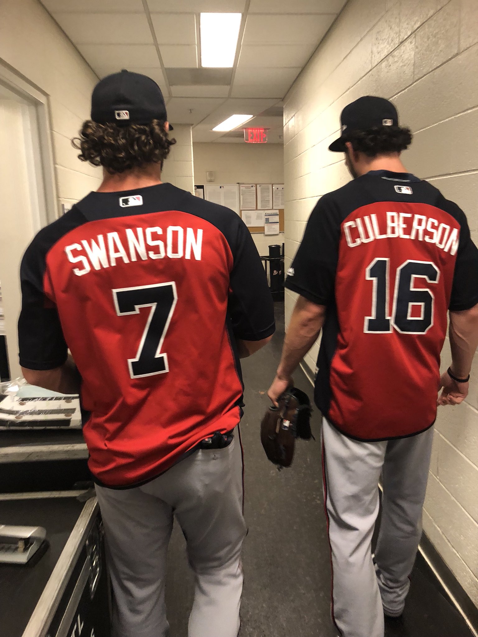 charlie culberson braves jersey