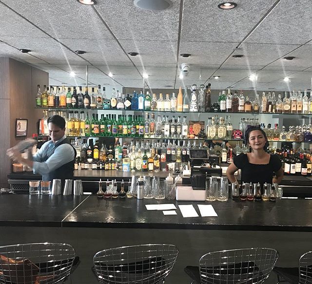 barriocosteroap's tweet photo. Looking good, Barrio. Looking good.
Mackenzie & Ryan holding it down tonight! #ChaseTheRabbit #OnlyOnBangs #happyhour #DailyEscape #tequilaporn #craftcocktails #cocktailbar #jerseygrammers #njallday #AsburyPark #cocktailporn #AsburyFlavor https://t.co/lCe5xo6dDm https://t.co/5NMJvE5uwT