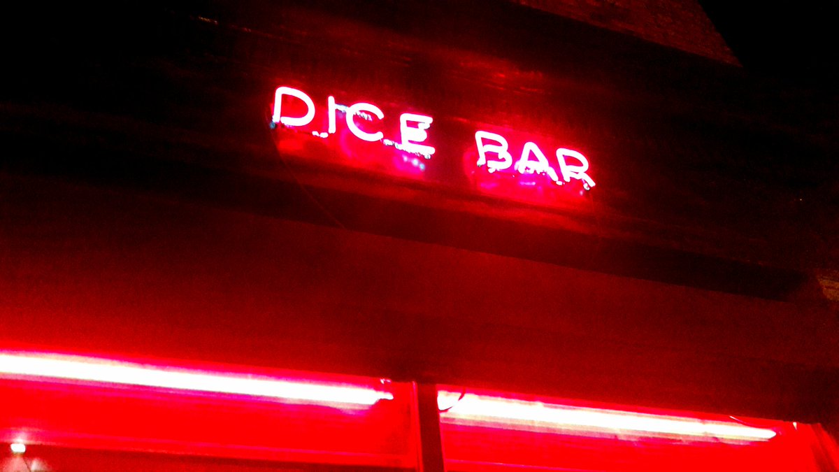 robbiekane74's tweet photo. The wonderful New Irish Movie #LYGD #LetYourGuardDown wrapped today that I had the pleasure of been a small part of! Congrats to All the Cast & Crew on a job well done! Big up to Writer @PaddySlattery11 for fantastic Direction! Enjoy your pints Sir 2n! 🍺 #DiceBar 👍 https://t.co/PMg9z6rW3l
