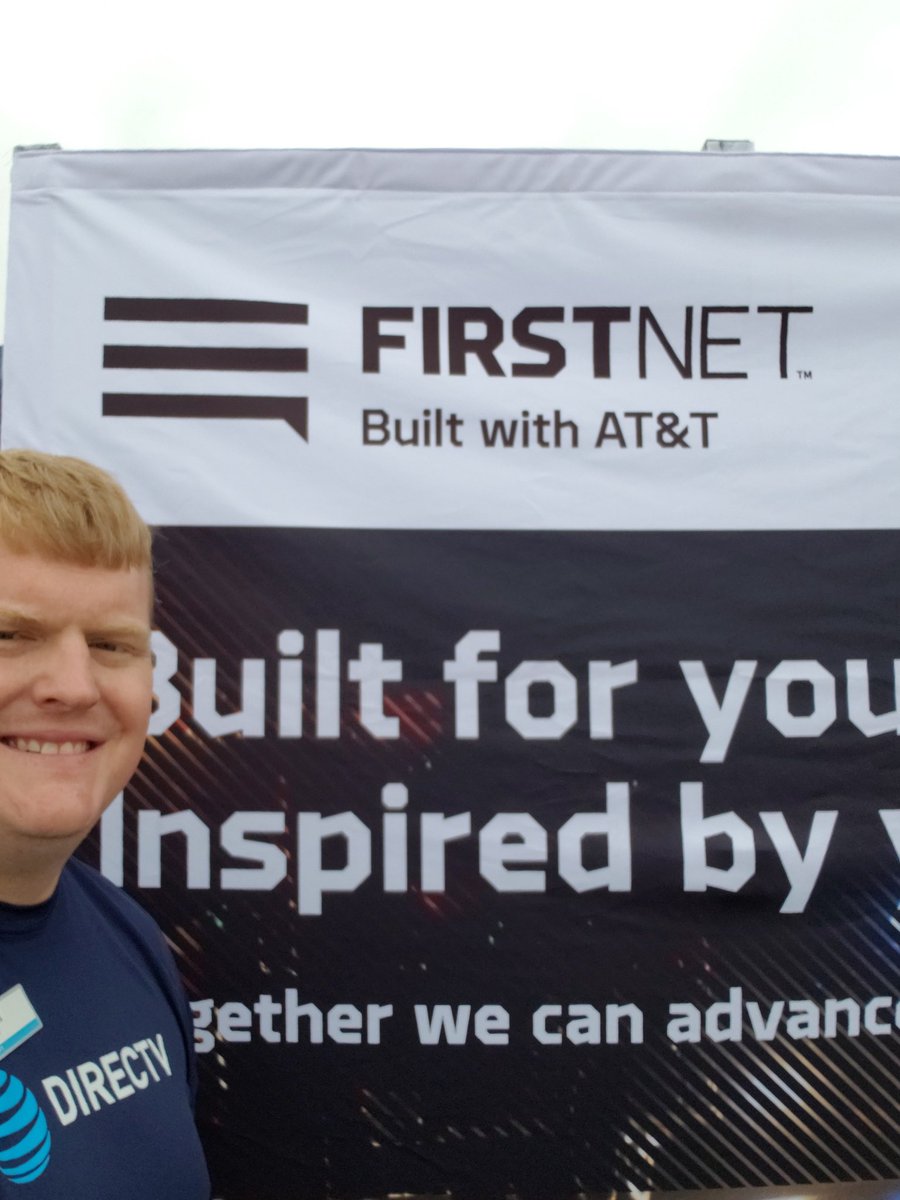 NickMuellerMRAM's tweet photo. huge shout out to @CottlevilleFire for stopping by for our First Responders Appreciation day, Hope we were able to get some info about #FirstNet out and help some of our brave First Responders out #LifeAtATT #MidStateProud #teamV @mvitty01 @woolverton_b @JCollier33 @MickFJJr https://t.co/7cpigaABLn