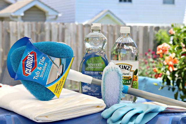 These 16 Summer Cleaning Tips Will Change Your Life.
to.ehow.com/SummerClean
