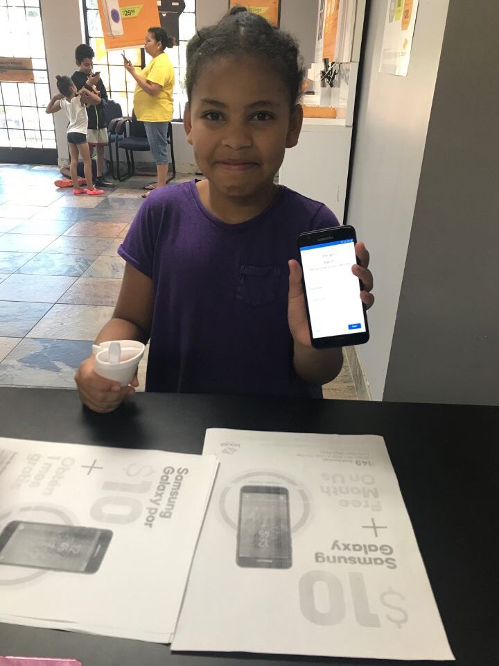 1004boost's tweet photo. 3 lines for only $78, stop by and check it out! https://t.co/2onBsy5iXY