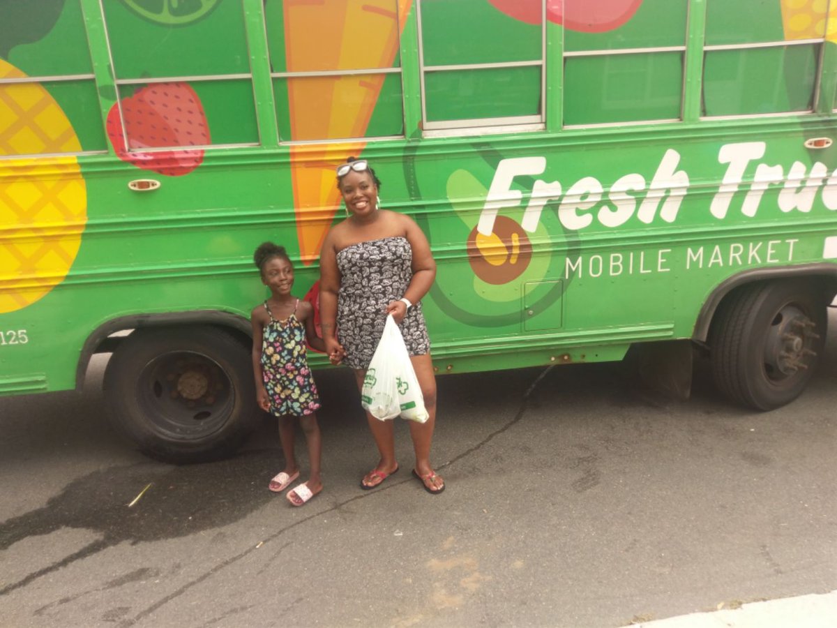 BHA_CCECR's tweet photo. Thanks @FreshTruck for joining Gallivan Blv. residents at their Unity Day!
#HealthyBHA #HealthyBOS #BOSfoodAccess #REACHPHH #Boston #Mattapan #FreshTruck #BuyLocal https://t.co/QviHRERUuP