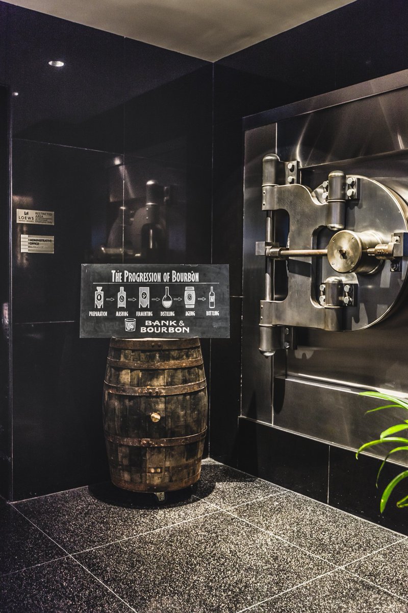 The @Loews_Hotels #LoewsPhilly building was once America’s first savings bank and our first sky scraper, too. The classic Cartier clocks on each floor and this bank vault door are still there!
Check it out: goo.gl/ndNypY

#loewshotel #awonderfulplace #bankandbourbon #ad