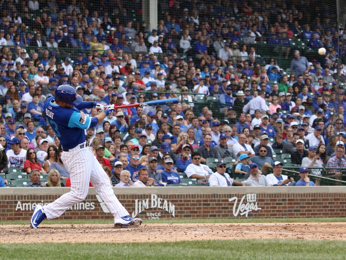 Cubs's tweet photo. David Bote snaps a nearly two-week-long stretch without a walk-off homer. #EverybodyIn https://t.co/2cN0vRYgw2