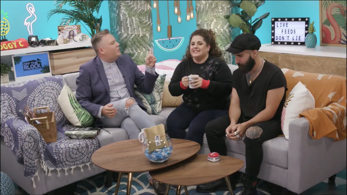 deadskulltweets's tweet image. Thanks for having me on today @helloross &amp;amp; @MarissaJWinokur - that was fun. 🤘🏼😎 #offtheblock

facebook.com/OffTheBlockwit…