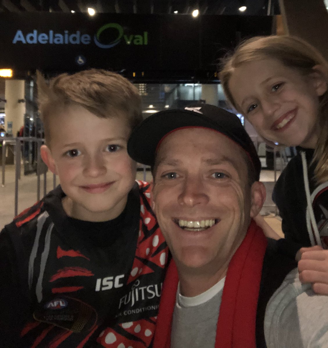 deryk_d's tweet photo. Made the trip from Melbourne to say #ThanksBJ to an absolute star @BrendonGoddard9 https://t.co/t1nyLzckRR