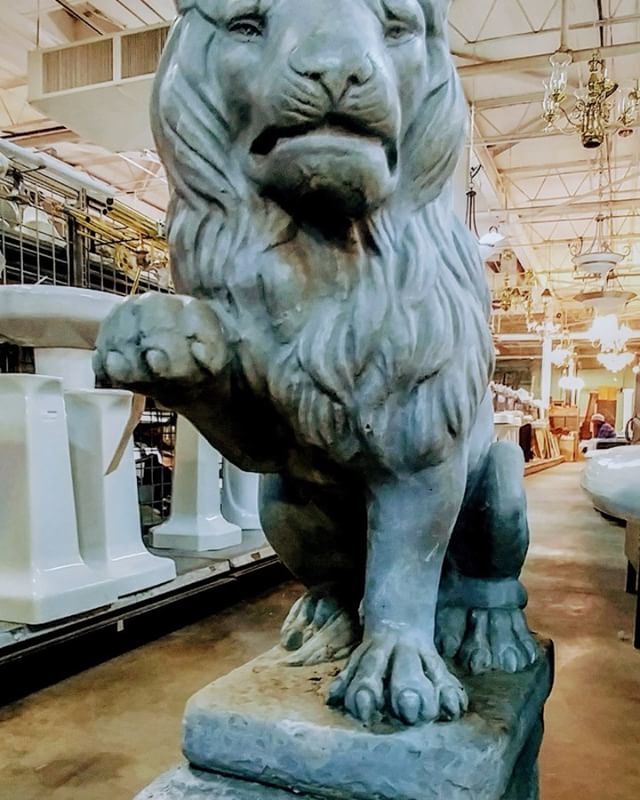 reusedepot's tweet photo. Make a grand entryway to your home or garden with these 37" tall solid polished concrete lion sculptures with risers. We have 2....a Louie and a Ralph #recycle #lions #sculpture #reuse #garden #landscaping #reuse #diy #cool. #chicago #chicagoland #entryw… https://t.co/Bw6H4u61YM https://t.co/0KOVQnEcgD