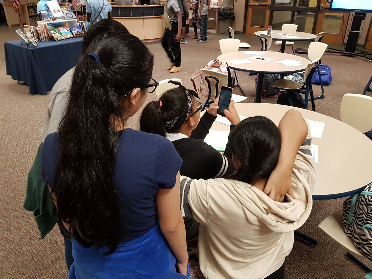 HeatherOverRead's tweet photo. Learning about the library today with an online scavenger hunt! #TCSLearns #TCSLibraries https://t.co/darf3M768Y