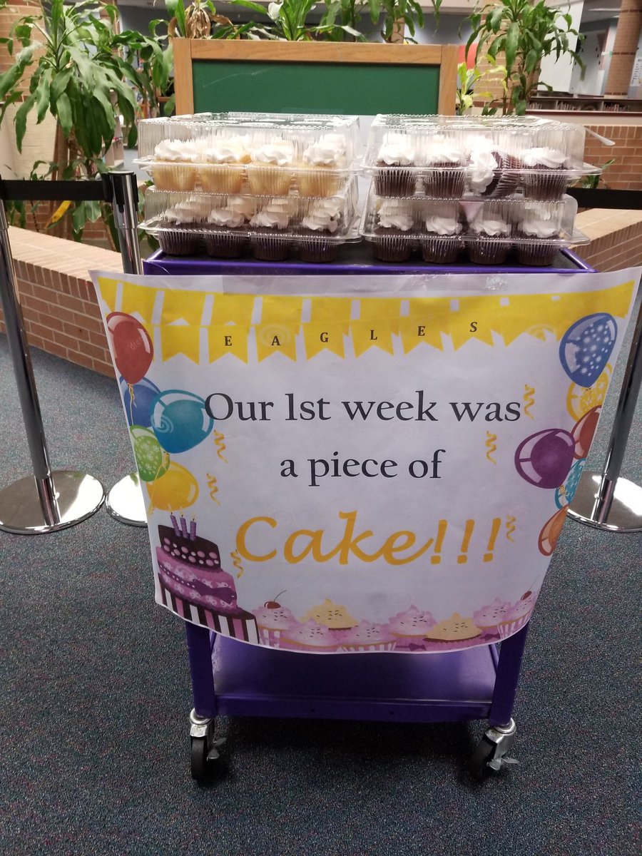 1st full week with students was a piece of cake. 🤔 Thank you admin for the sweet treat! @OutleyE #TogetherWeAreOne #GamePlanForSuccess