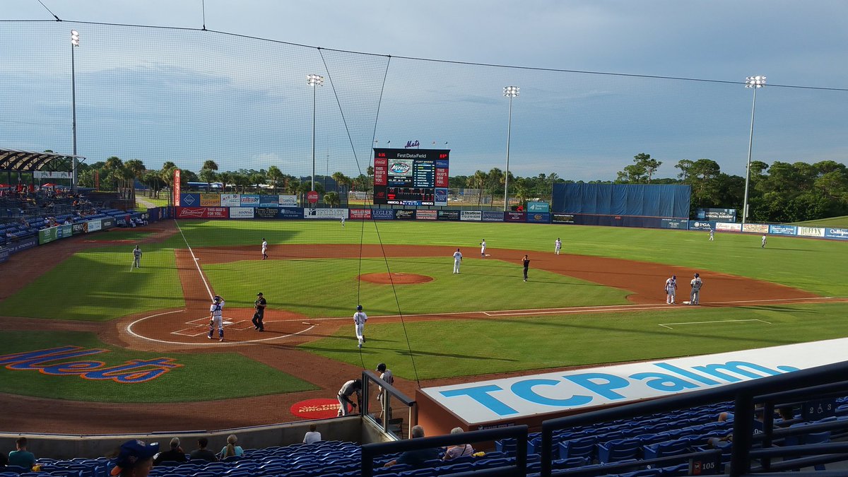 SpaceCoast_Hoff's tweet image. .@stluciemets off to a slow start on a muggy night at #FirstDataField