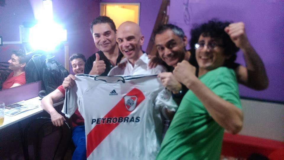 #FSradiosur VAMOS LOS PIBES!! Entradas...