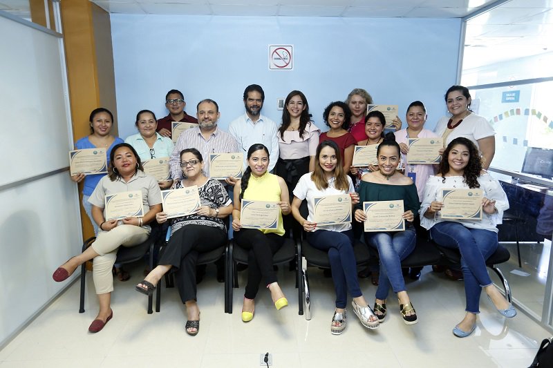 FGETabasco's tweet photo. Avanzan #FGE en la aplicación de modelos de gestión encaminados a mecanismos alternativos https://t.co/9QmDETESed https://t.co/X3JqIZyVhr