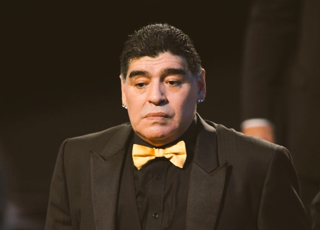 Vamos a definir esto entre bosteros.

¿A quién elegirías como presidente de Boca en el 2019?

🔁 RT = Juan Román Riquelme
♥️ MG = Diego Armando Maradona
