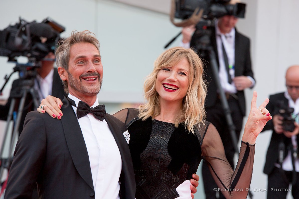 RussiaNewsDir's tweet photo. Наталья Дмитриевна Стефаненко &amp; Luca Sabbioni.
75ma Mostra Internazionale d'Arte Cinematografica la Biennale di Venezia
Photo di Alessandra Costantino e Fiorenzo De Luca per Russia News.
@stefanenkon #venezia75🎬 #Russia🇷🇺 #Russia_News #Stefanenko @la_Biennale https://t.co/4nUIXRQtMx