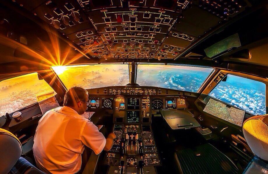 Puneaviation's tweet photo. Beautiful office !

#LearnWithPuneAviation #PilotGroundClasses #aircrafts  #pilotlife #DGCA #ICAO #Boeing #Airbus #flying #PuneAviation #aviators #aviationgeek #aviationlife #loveatfirstflight https://t.co/fI46jZVhON