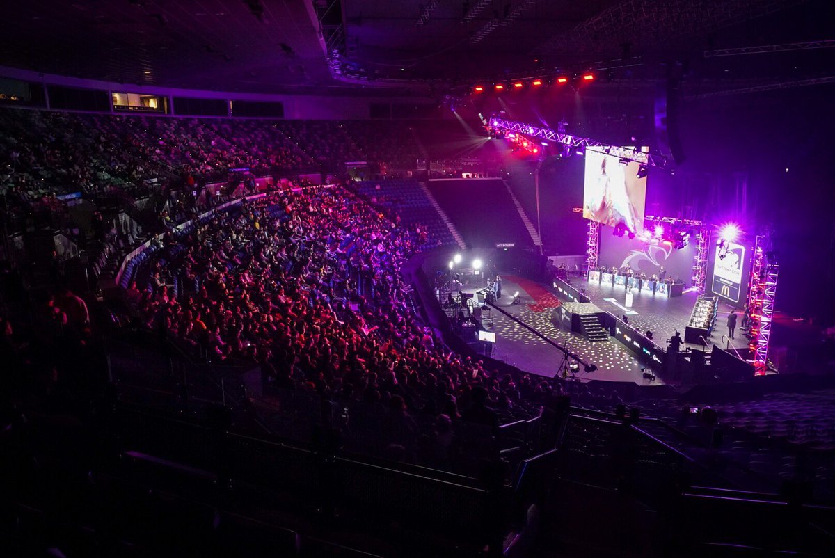 Dark Sided tweet media