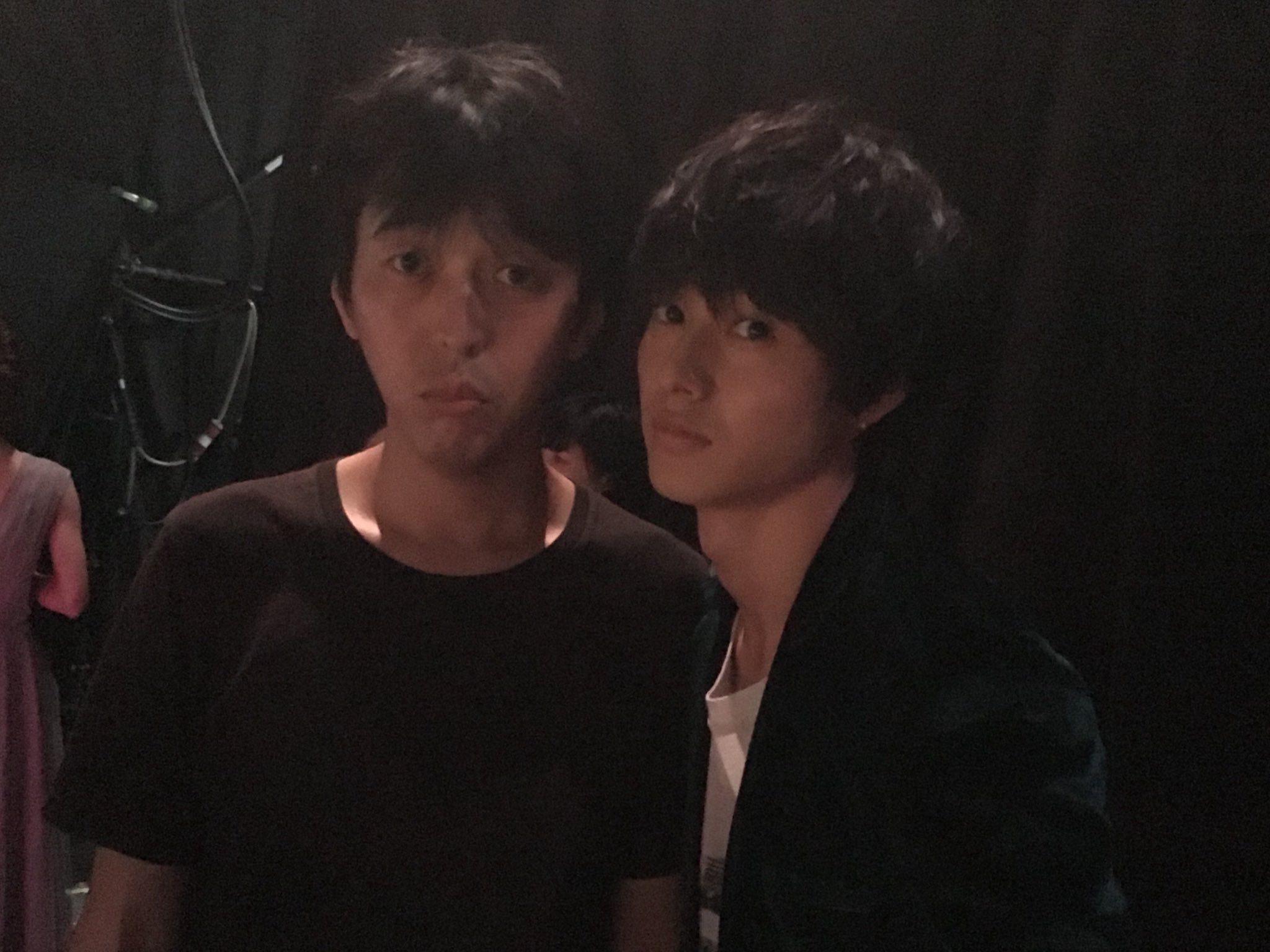 公式 6月11日木曜10時から グッド ドクター 最終回 本日 Tgc18 に Secret Guest として出演した 湊さんの舞台裏オフショットをお届け こちら 登場間近 の湊さん 藤野pとのラブラブショットで 緊張はほぐれたかな さぁ この奥は