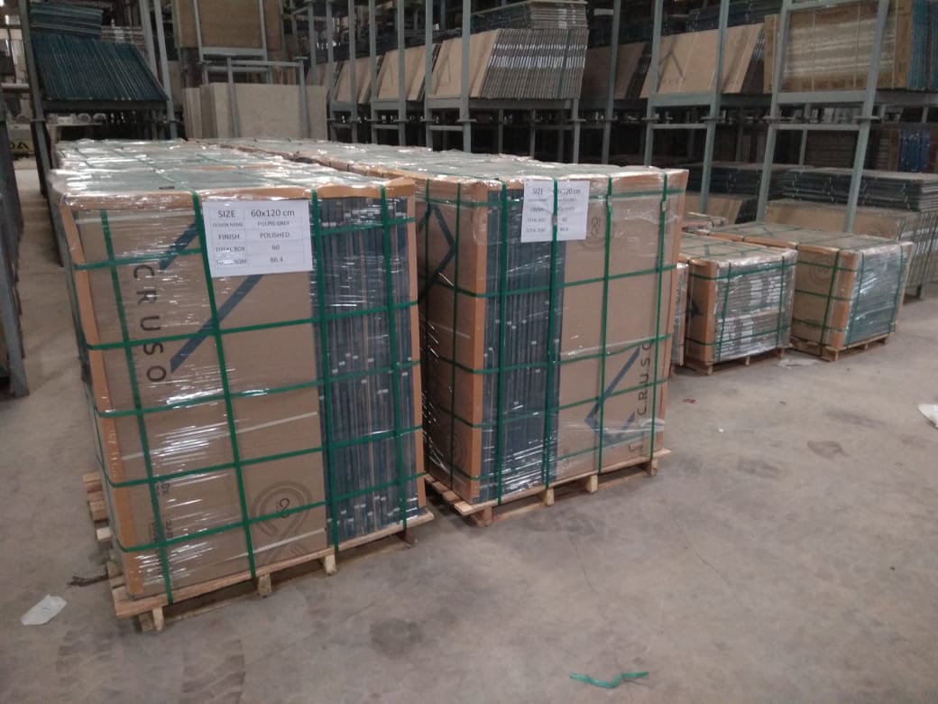 InfinitySlab's tweet image. Qatar consignment is on the way.

To know more about us visit our official website cruso.in or connect us via below phone number &amp;amp; email address.

Email: export@cruso.in
Ph:+91 953 792 3230

#madeinIndia  #1200x2400 #120x240cm #120x120cm #80x160cm #60x120cm
