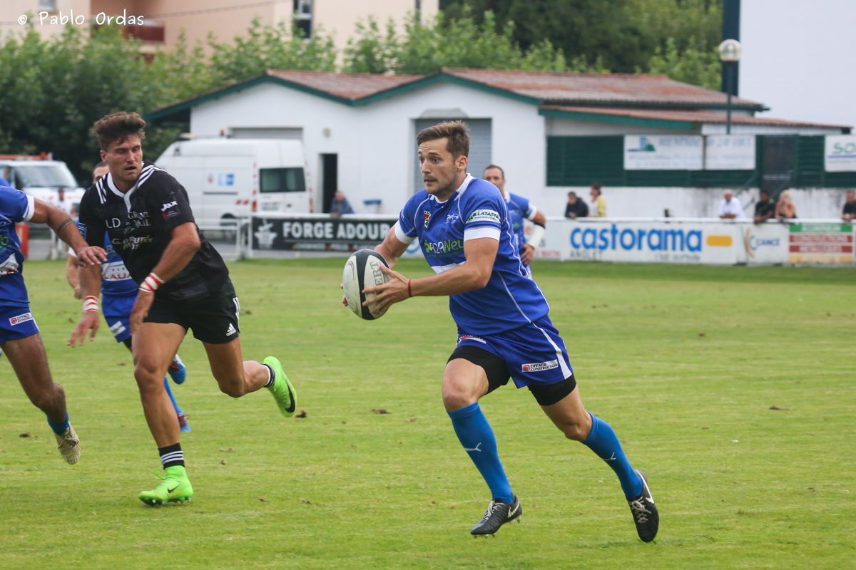 Pablordas's tweet photo. La Fédérale 1 reprend ses droits ce week-end. 
La semaine dernière, l'Anglet Olympique affrontait l'@usdaxrugby en amical (14-33). L'occasion de voir quelques têtes connues arrivées du monde professionnel.
Ce soir, à 19h30, Dax reçoit Rennes.
Demain, Anglet affronte Nafarroa. https://t.co/0FfRlwrsAB