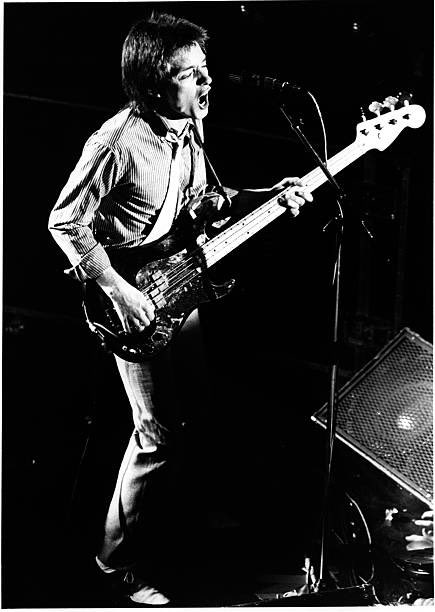 Happy birthday Mr. Bruce Foxton. 