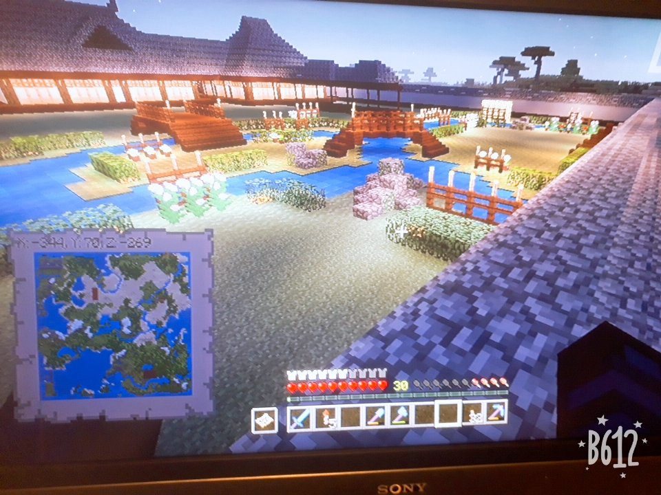 I 白玉楼の庭が完成しました 門が納得いかねえ これから内装作って庭の手直し まさに庭師 完成したら報告します 東方project マイクラ マインクラフト Ps3マイクラ 白玉楼 西行寺幽々子 魂魄妖夢