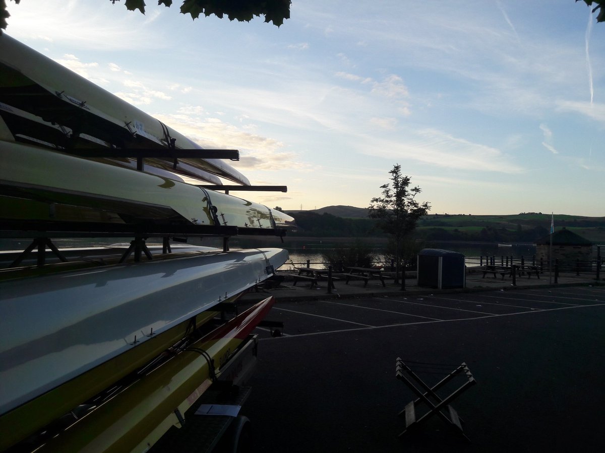 We are at Hollingworth Lake and looking forward to a day of racing in the North of England Sprint Championships <a href="/hollingworthRC/">Hollingworth Lake RC</a> #Doncaster #Rowing #sculling