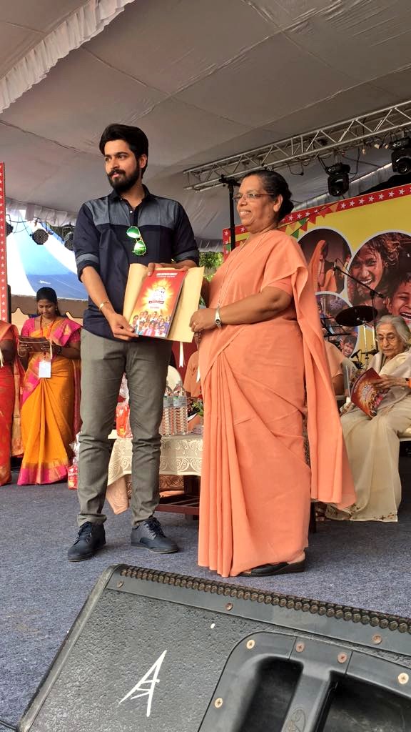 Gscchennai's tweet photo. @iamharishkalyan at the #JoyofGiving this morning. The energy here is contagious!

Head straight to the Good Shepherd Convent. Tickets available at the venue 🎉 https://t.co/4oIePk9yTY