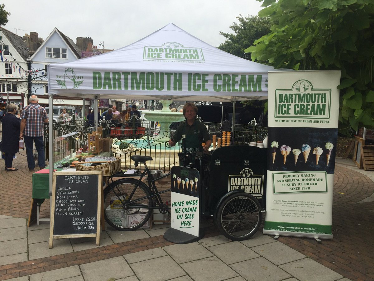 DartmouthIce's tweet photo. Our Vintage Ice Cream Tricycle is in the Royal Avenue Gardens for Dartmouth Regatta  #dartmouthregatta #icecream #fudge #dartmouthregatta2018 #vintagetricycle #makersoficecream https://t.co/QCjiWRCEvD
