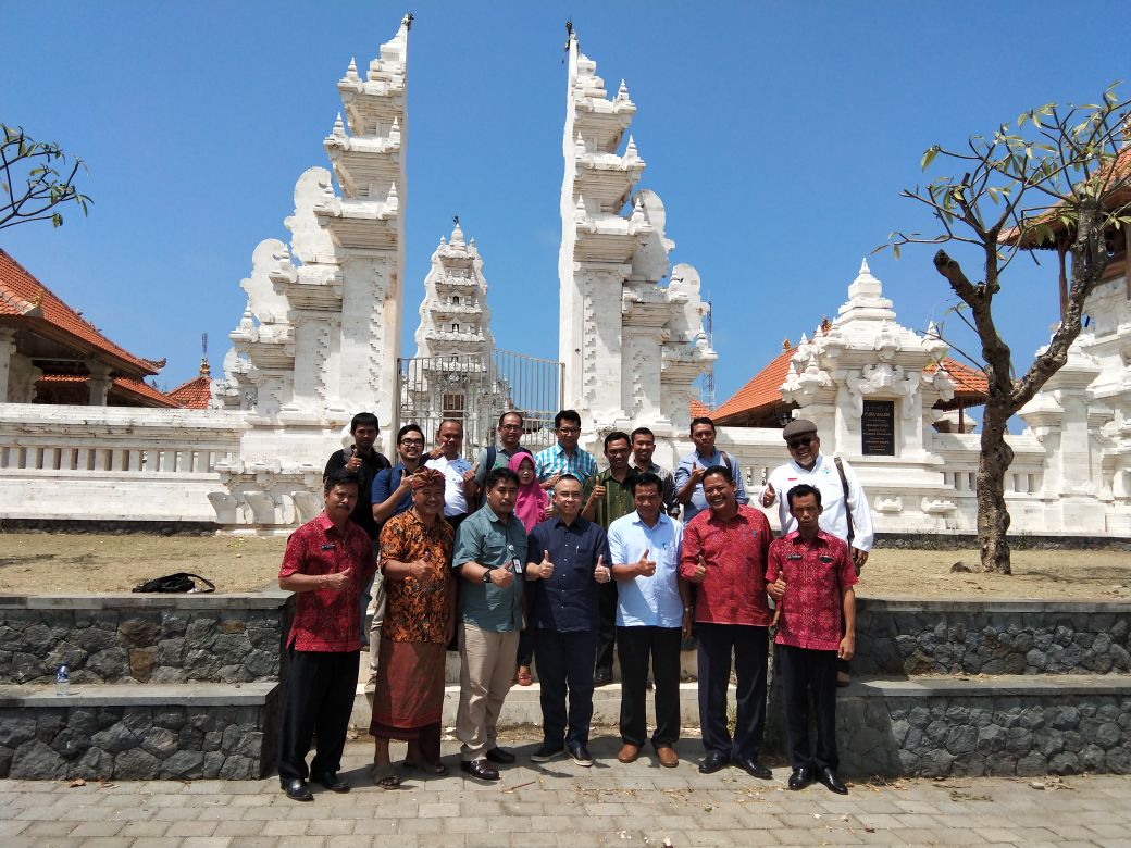 yenirisnawati1's tweet photo. TinjauLokasi Pandawa- Kunjg IMF .Dir.PMD, Dir.Bappenas,DPMD Prov.@jokowi @EkoSandjojo @FahriLabado @taufikmadjid71 https://t.co/qqHo0wgO7F