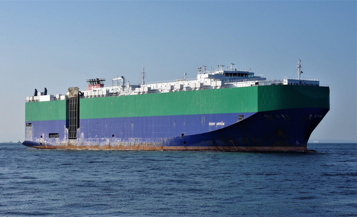 panamaru2's tweet image. IVORY ARROW /IMO9277838 / VEHICLES CARRIER /GRT57,718t / B-2004 entering DKT5C berth Daikoku-pier Yokohama, Japan. Date: 31.Aug.2018.
#VEHICLESCARRIER #shipspotting #shipsinpics #shipping #maritime #ships #Kline #自動車専用船