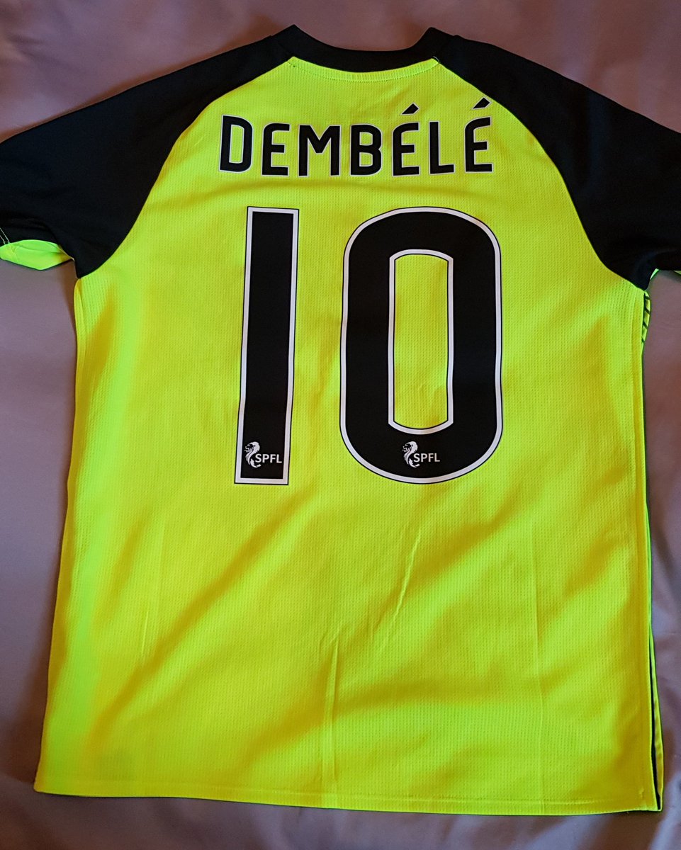 Raised_OnCeltic's tweet photo. I understand nothing in life is guaranteed. However there's an opportunity for @celticfc to show they value the younger fans here. £55 for a top only 2 weeks ago. Offer a chance to replace it as a goodwill gesture, Celtic. If Motherwell can do it we can do it. https://t.co/pDfAeNPbLD