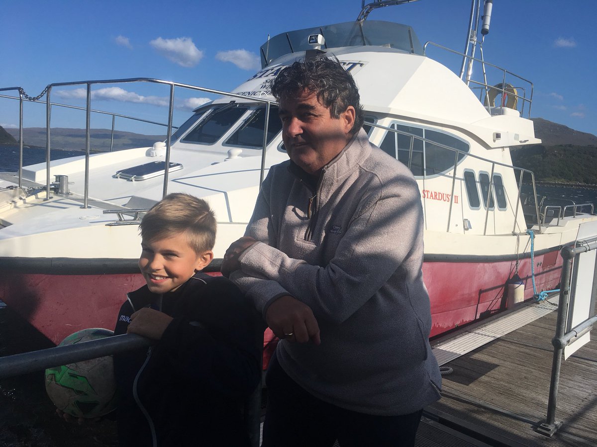 jonicleoid's tweet photo. Windy photo shoot for #whfp for Ross with Dan Corrigall of #stardustboattrip who have vey generously agreed to be his sponsor with Ross County FC under 13s this season and are also funding his travel costs to and from games. #thankful #youngstaggies #rcfc #football #youthfootball https://t.co/s44gN3go6n