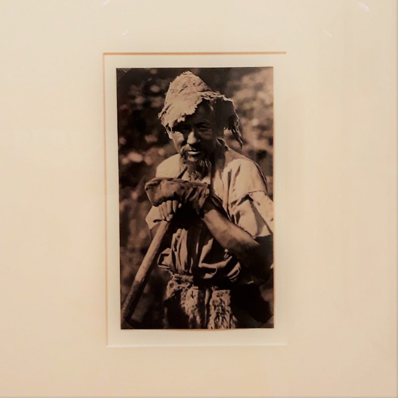 MusasResidence's tweet photo. #musastips @cbamadrid: '"Expansión hacia el este" es uno de los epígrafes de la exposición #ElSigloSoviético —en el CBA hasta el 16S—. «En los años veinte se aplicó una política de promoción de las culturas nacionales p… https://t.co/q4eJzsb4Kg, see more https://t.co/k0ZhYvylhd
