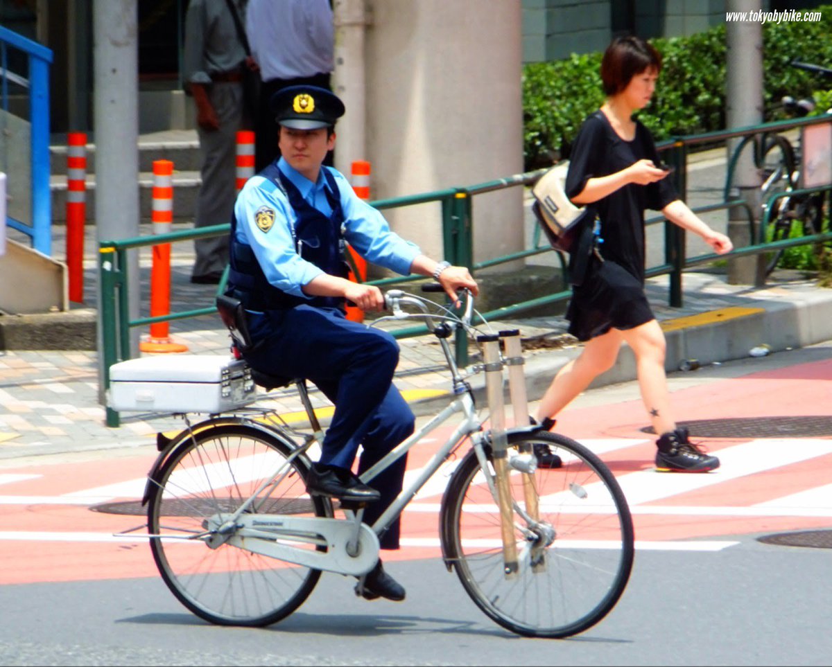 Shocking How Out Of Control Bicycles Are On Tokyo Streets - Hopefully Something They Get Under Control In Time For The Tokyo Olympics - Here's Byron Kidd In  #Medium With "Of Bicycle Laws In Japan And Other Mythical Beasts" #東陽町  #Tokyo2020    @Tokyo2020  https://medium.com/cycling-japan/of-bicycle-laws-in-japan-c9e127074f20