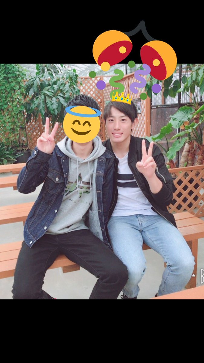 satoryoo0219's tweet photo. 星人コーナー解禁おめでとう🎉🎉🎉！！
なおとっち突撃してものすごくやり足りないけどあとはみんなに任すわ！
とりあえず良き1年にな！
おめでとー！！🎂 https://t.co/r3YWHUd2Ru