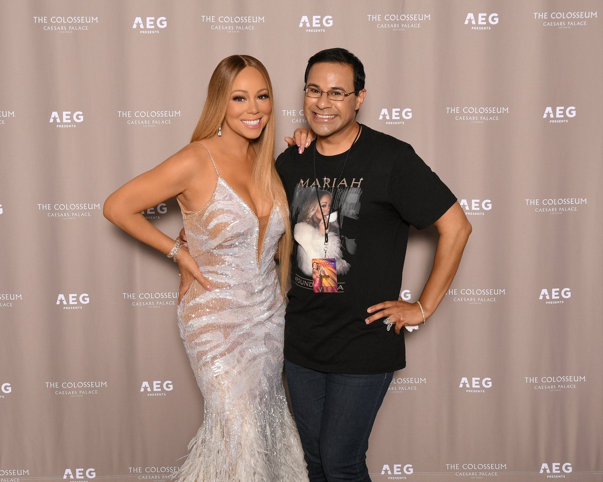 So it officially happened!!!  I met my @mariahcarey I can’t believe it!!!! Omg what is life!!!! #lambilymoments #moments #mariahcarey #thebutterflyreturns 😘💝🦋