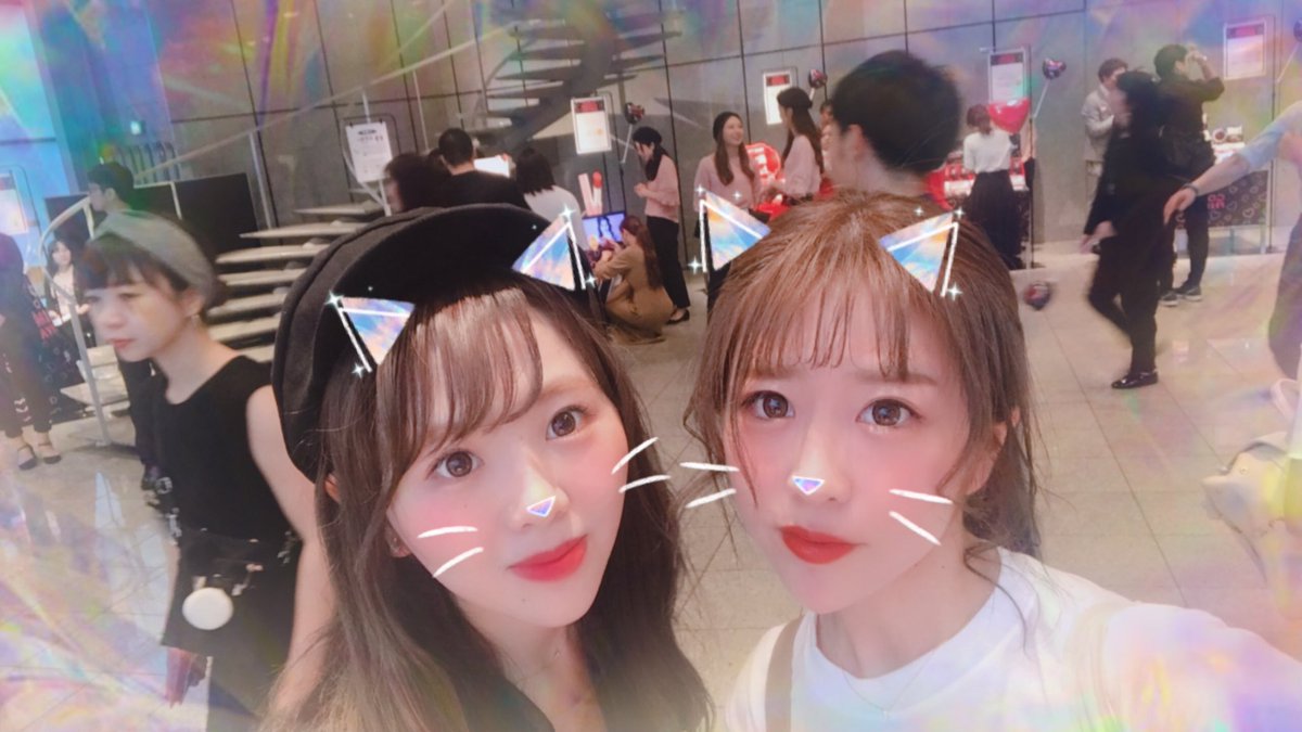 hikono0909's tweet image. excelの新色シャドウとリップめっちゃ可愛い💓
オレンジのシャドウ買う予定！

しほりんと猫🐈さん

#ロフトのコスフェス
#excelmake